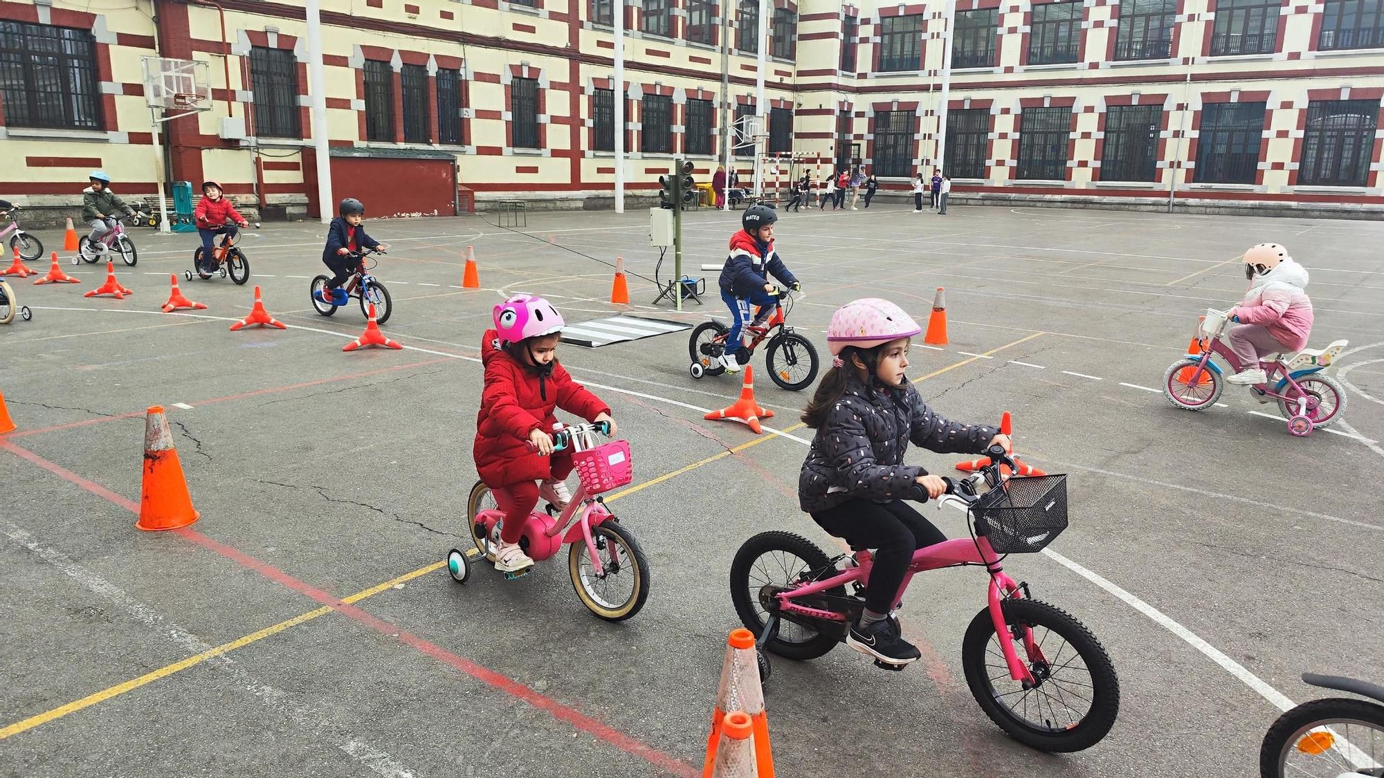 Los niños de Liceo se apuntan a la Seguridad Vial