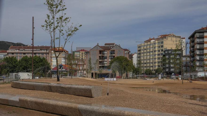 El proyecto de la fachada marítima de Vilagarcía acaba en los tribunales y esquiva la «paralización total»