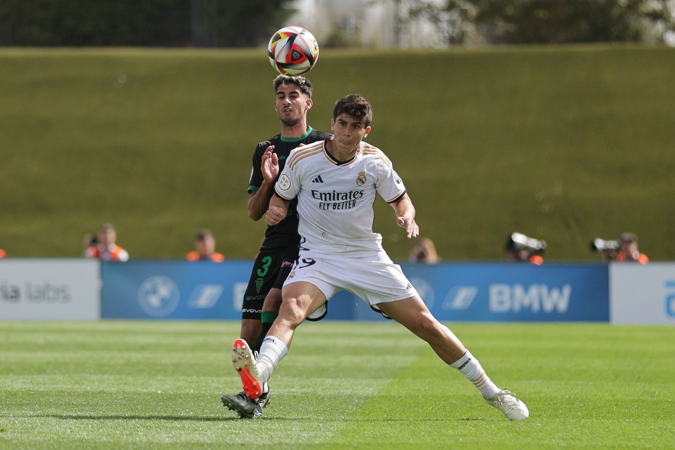 Real Madrid Castilla-Córdoba CF: las imágenes del partido en el Alfredo Di Stéfano