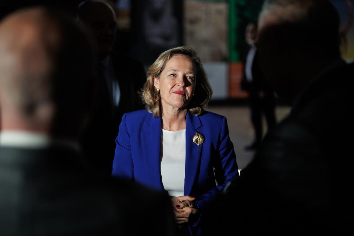 La vicepresidenta primera y Ministra de Economía, Comercio y Empresa, Nadia Calviño, durante la XIII edición de La Noche de la Economía, en CaixaForum