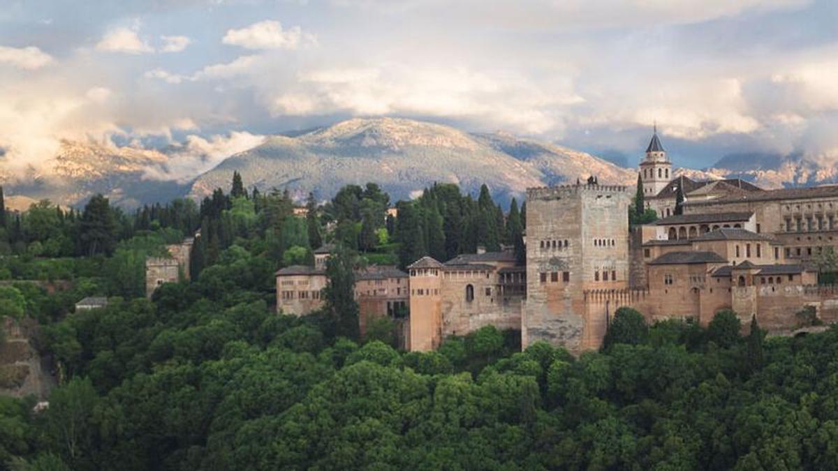 La Alhambra de Granada ha sufrido los envites de los terremotos.