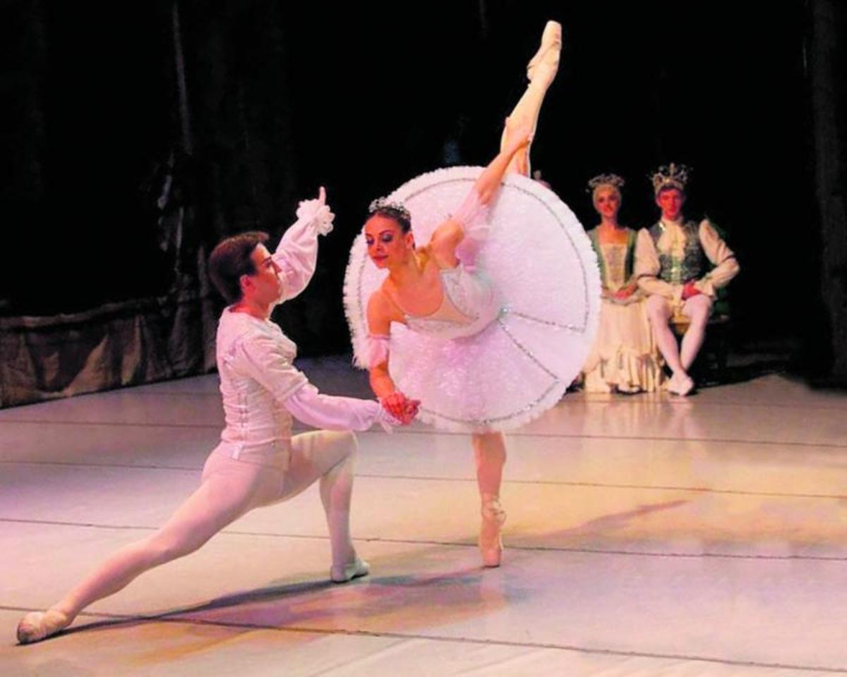 International Ballet Company de MoldaviaEl arte por encima de todo