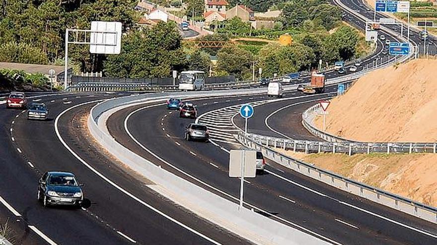 O Salnés puede presumir desde ayer por la tarde de contar con una autovía.