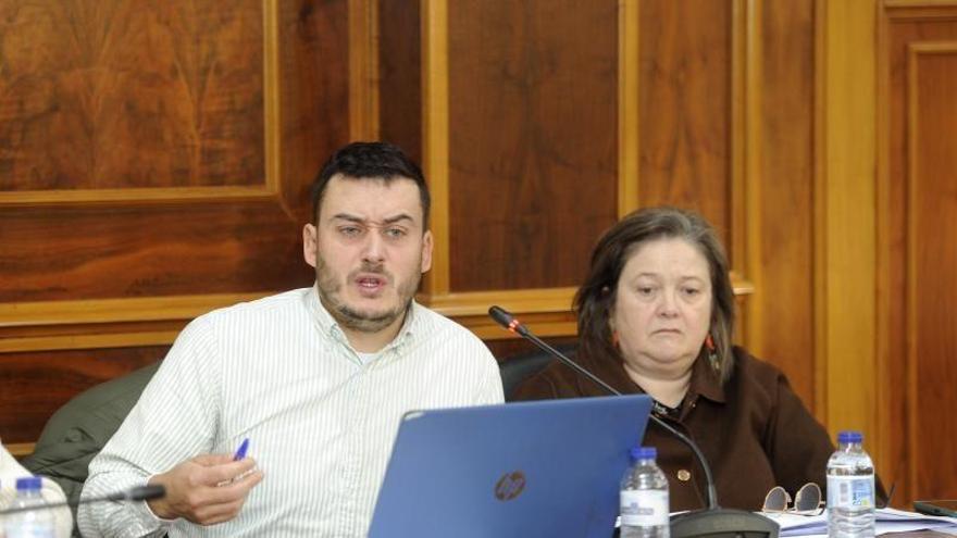 Lamazares reclama la aprobación de 500.000 euros para el vial a Oseira