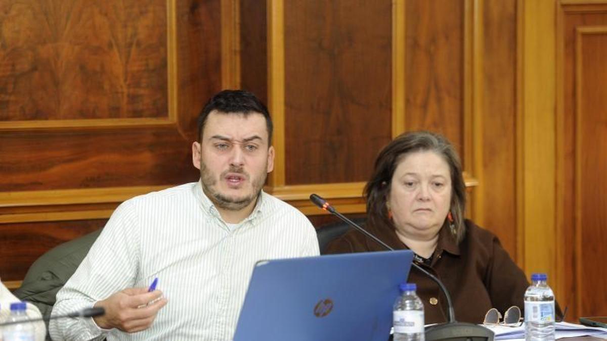 Alberte Lamazares, en un pleno.