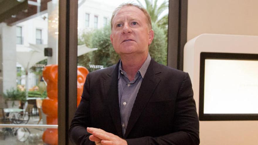 Rober Sarver se reunió con el patronato del Levante UD en el hotel Westin