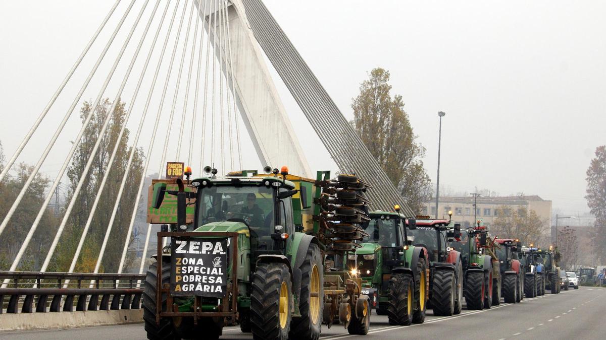Tractorada en Lleida para exigir un replanteamiento de las zonas ZEPA