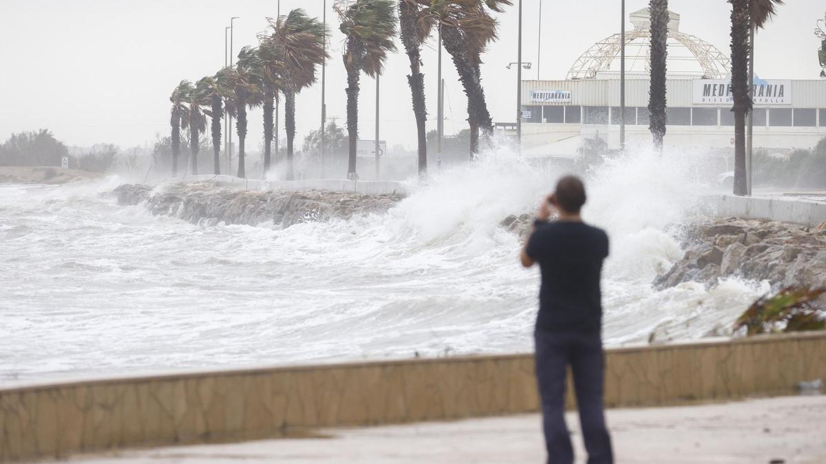 El temporal de mar que afectó la costa de las Terres de l'Ebre en 2024.