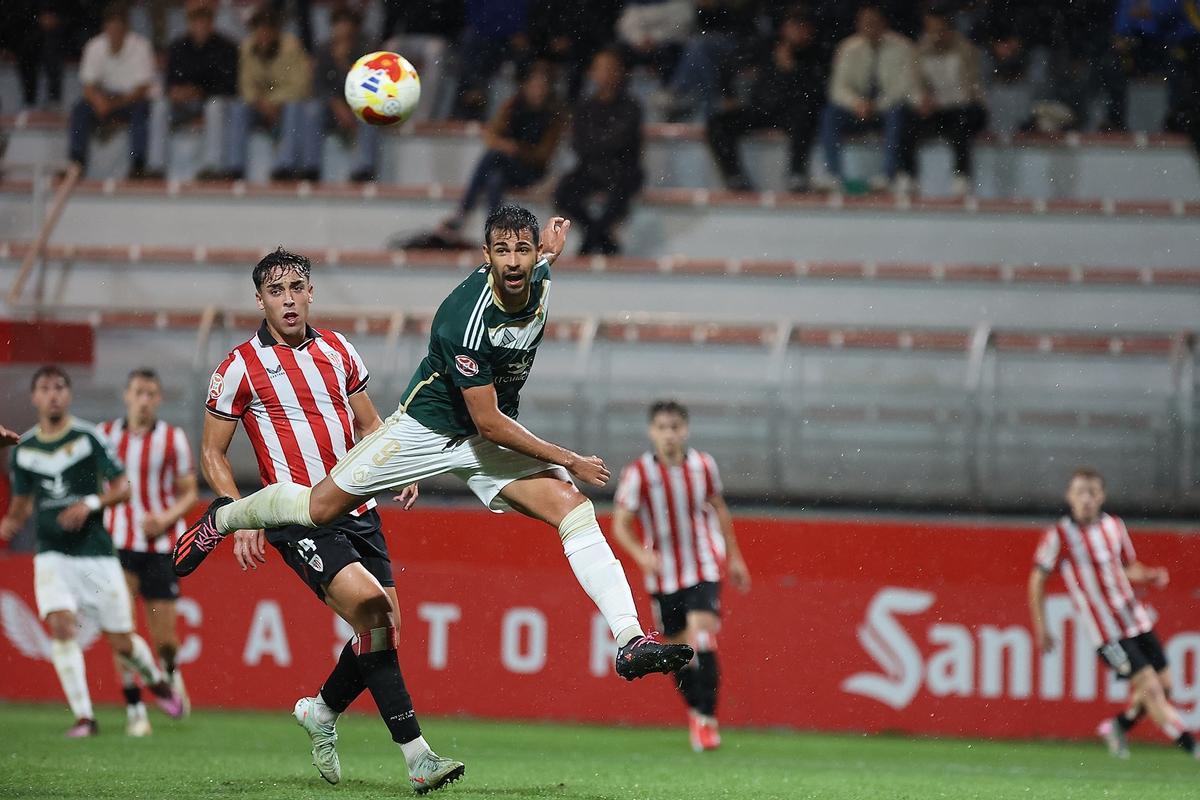 El Bilbao Athletic - Cacereño, en imágenes