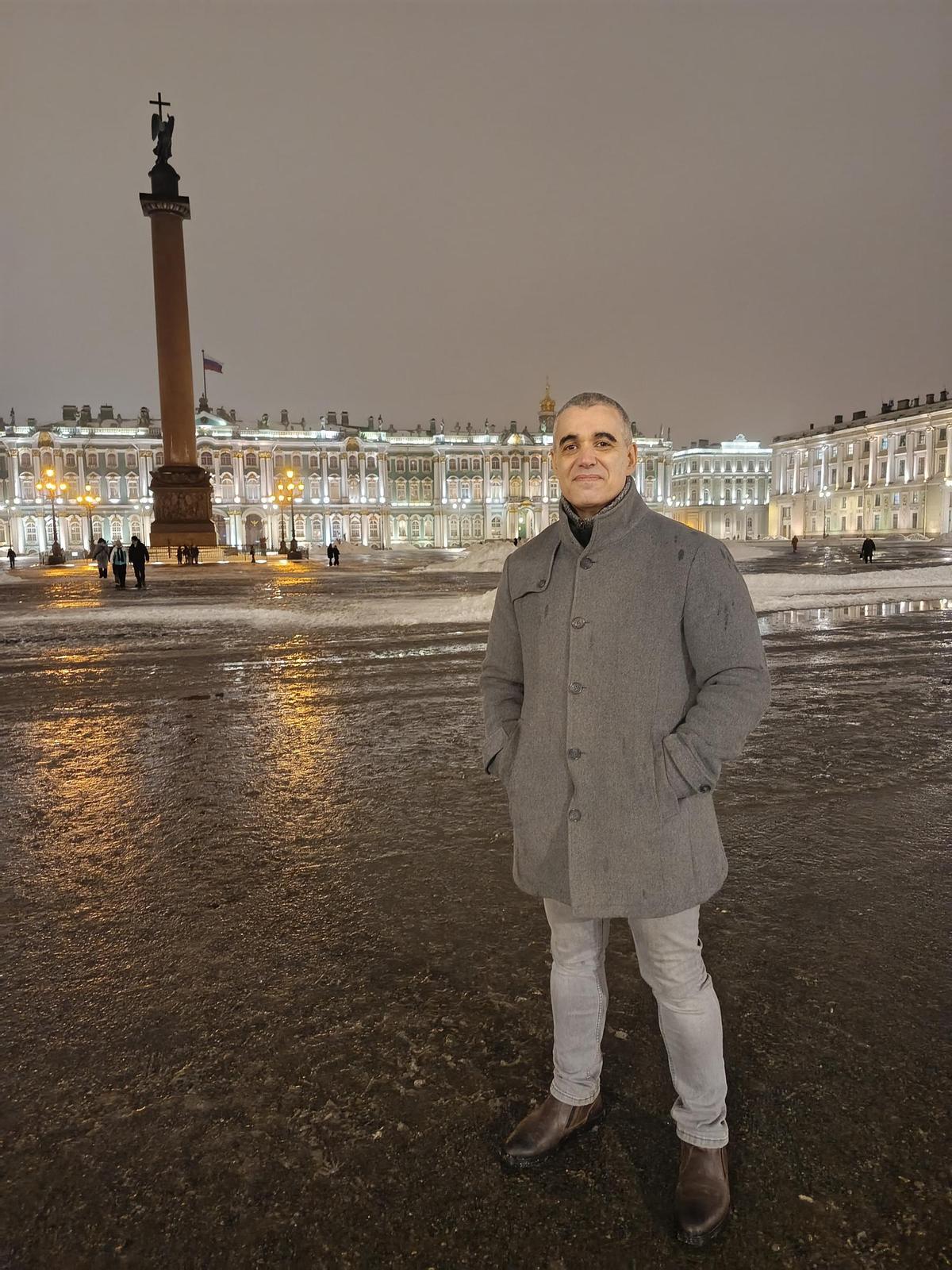 Carlos Mateos, madrileño y desarrollador de videojuegos viviendo en San Petersburgo desde hace 20 años.