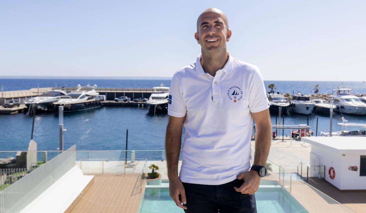 Álvaro Elvira marca el rumbo de Port Calanova