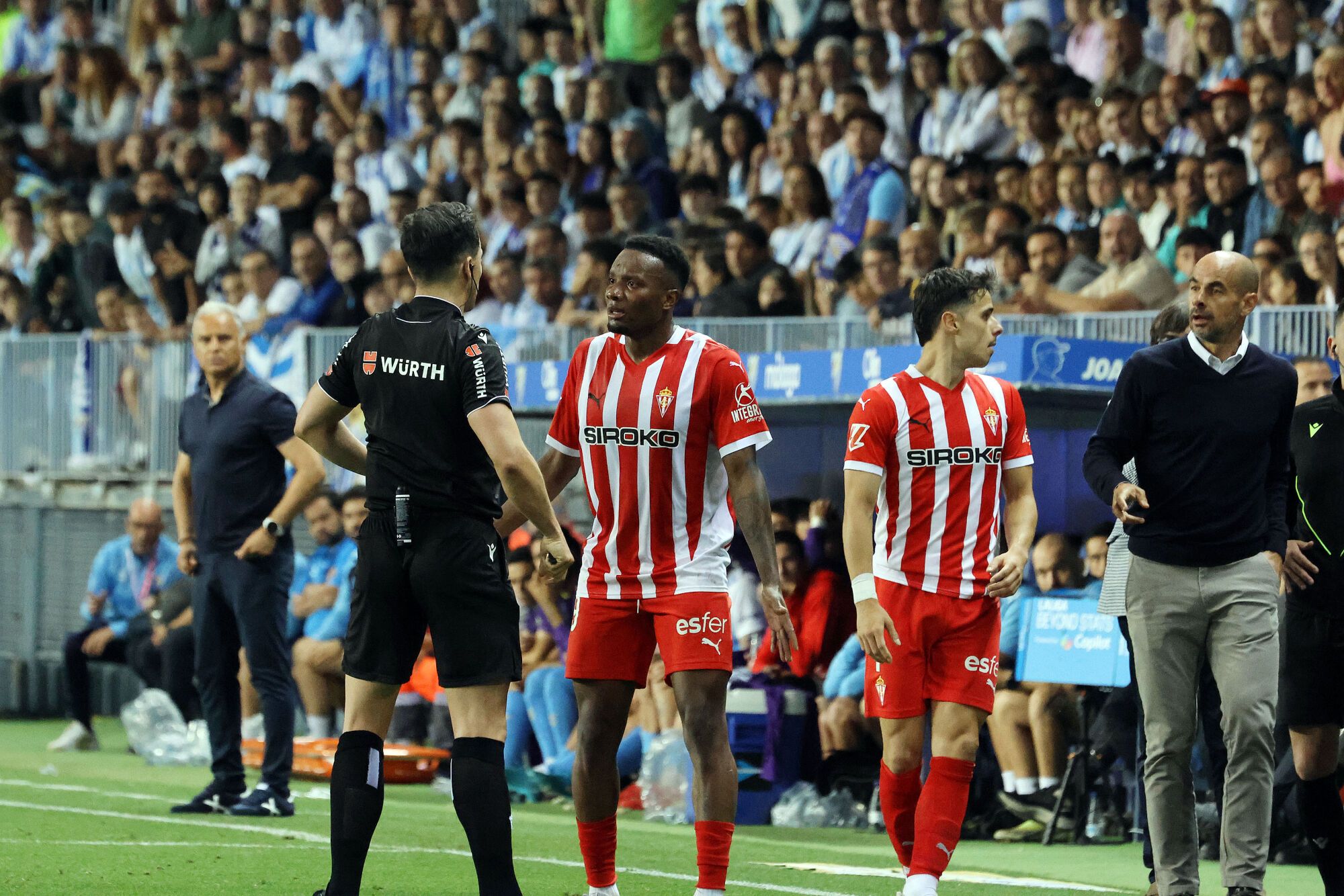 EN IMÁGENES: Ambientazo en el Málaga-Sporting disputado en La Rosaleda