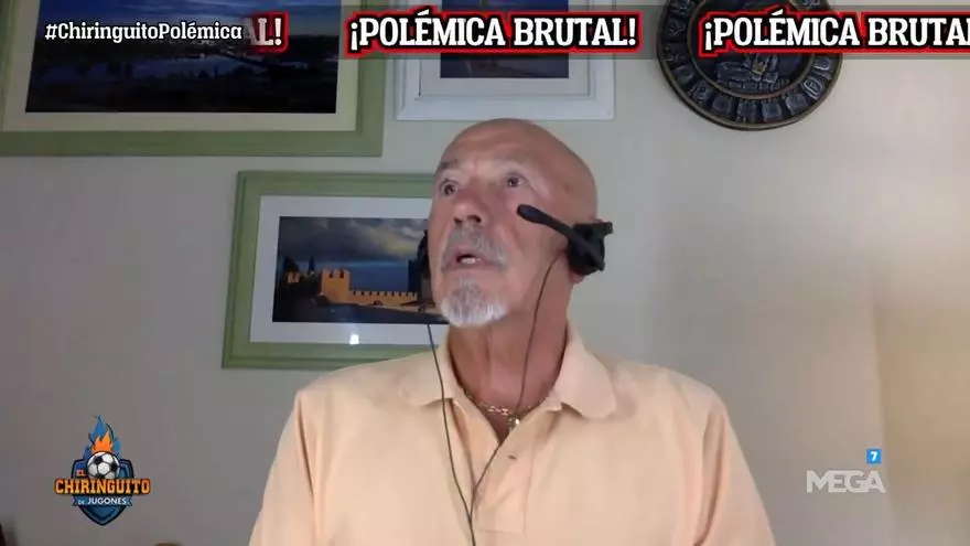 ¡Ojo a esto! Pillan al loro de un ex árbitro de Primera División cantando el himno del Madrid en directo