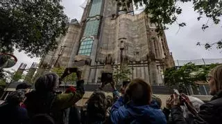 Barcelona se propone lograr una solución definitiva sobre la escalinata de la Sagrada Família este mandato