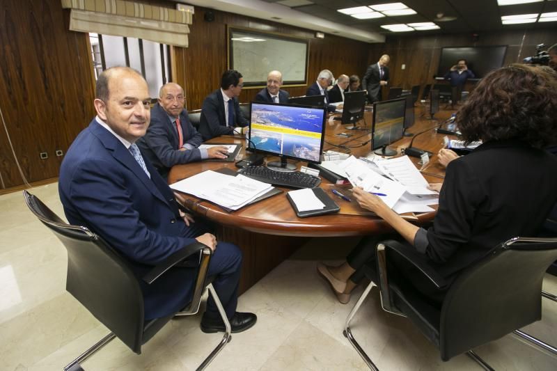 24.05.18. Las Palmas de Gran Canaria. Primer Consejo de Administración de la Autoridad Portuaria de Las Palmas, presidido por Juan José Cardona. Foto Quique Curbelo  | 24/05/2018 | Fotógrafo: Quique Curbelo