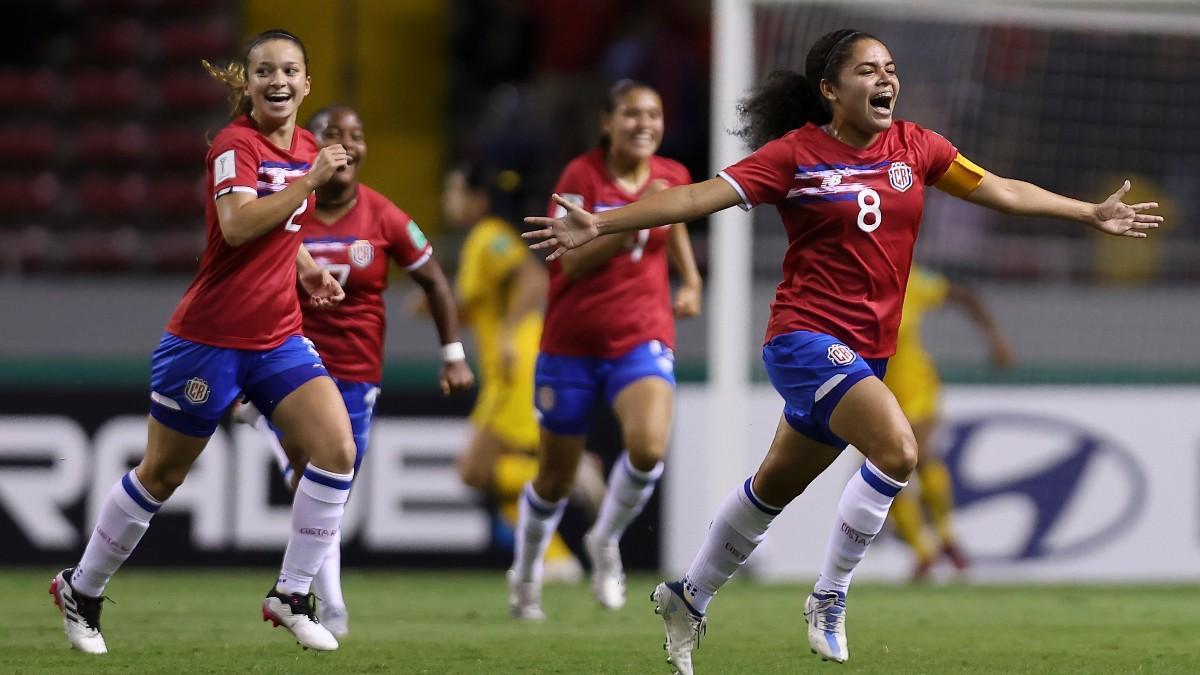 Alexandra Pinell, tras marcar para Costa Rica