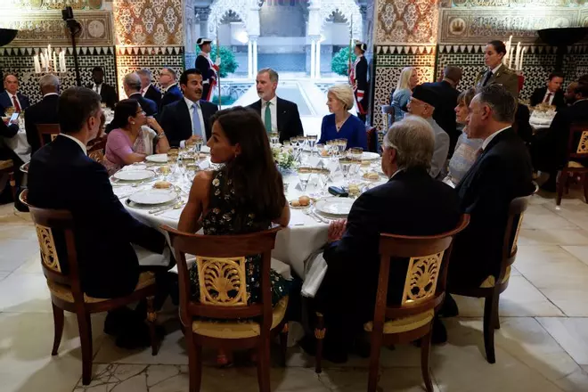 FOTOGALERÍA | Cena oficial de los Reyes en el Alcázar de Sevilla por la Cumbre de la ONU