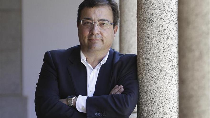 Fernández Vara: &quot;Lo de Cataluña es un disparate que no va a ninguna parte&quot;