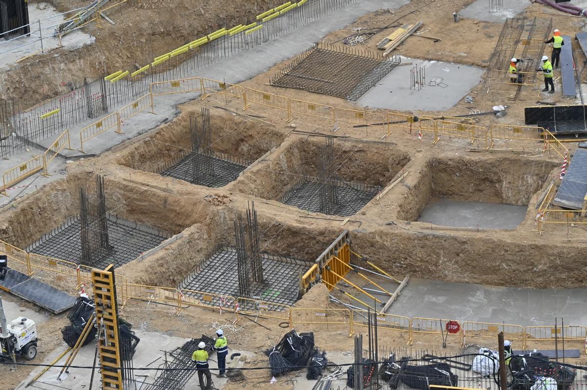 En imágenes | Una Cincomarzada atípica en Zaragoza: el Tío Jorge vacío y las máquinas trabajando en San Miguel y La Romareda