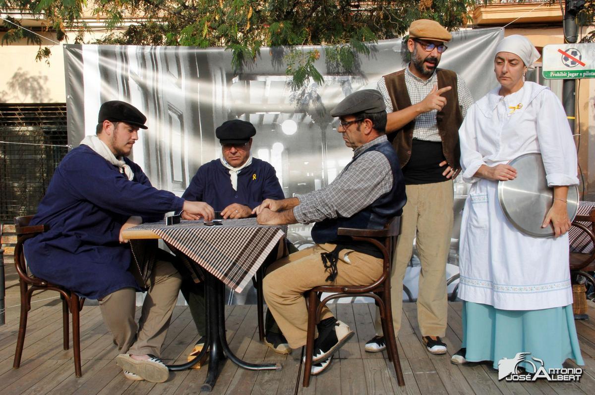 Una de les recreacions de la Festa Modernista de la Colònia Güell.