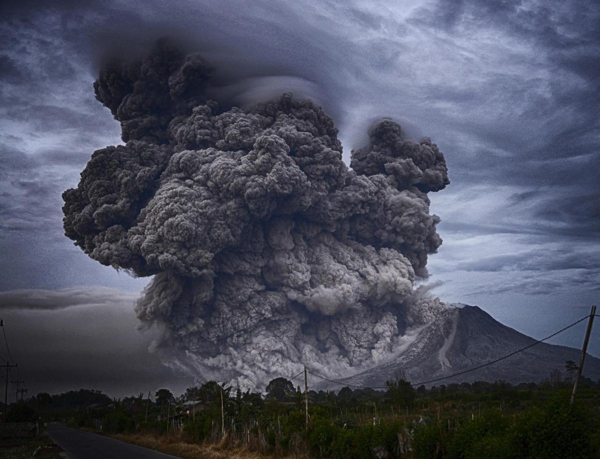 Erupción volcánica