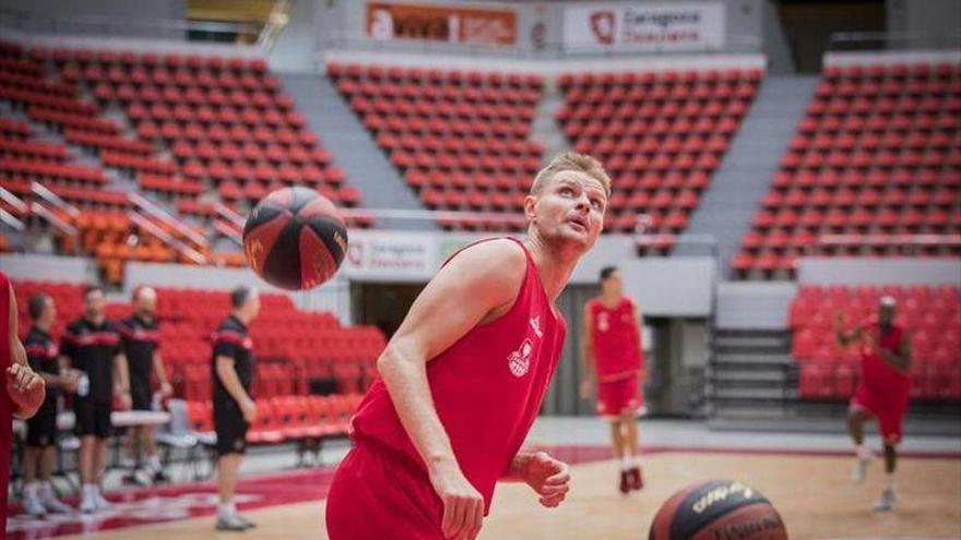 Renaldas Seibutis continuará una temporada más en el Basket Zaragoza