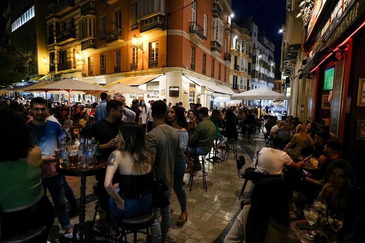 Terrazas en el Centro de Málaga en una foto de archivo.