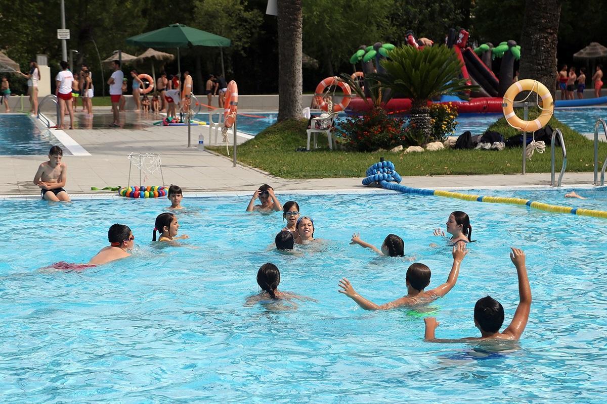 Piscina municipal de Montilla, en una imagen de archivo.