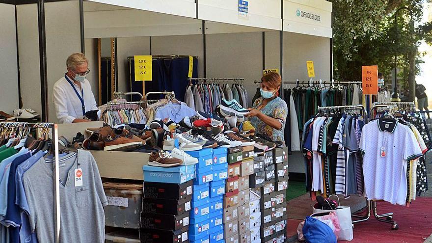 Éxito de afluencia en el primer día de la Feria de Oportunidades de Cambados