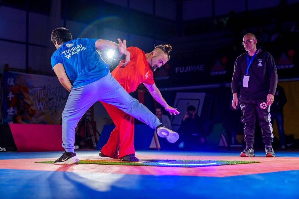 Raúl López, campeón de Taichí