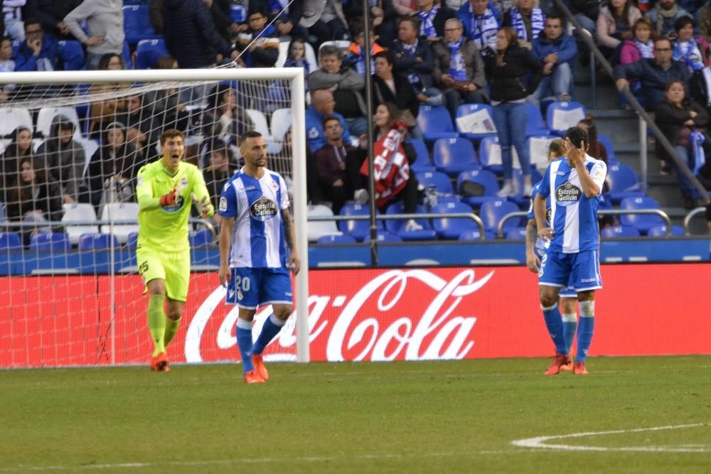 El Dépor cae en el descuento ante el Atlético