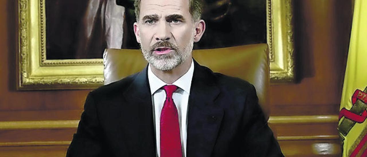 Felipe VI, con un tono severo y pulso firme, se dirige a los españoles, para defender la unidad del país y la Constitución de la amenaza secesionista catalana.