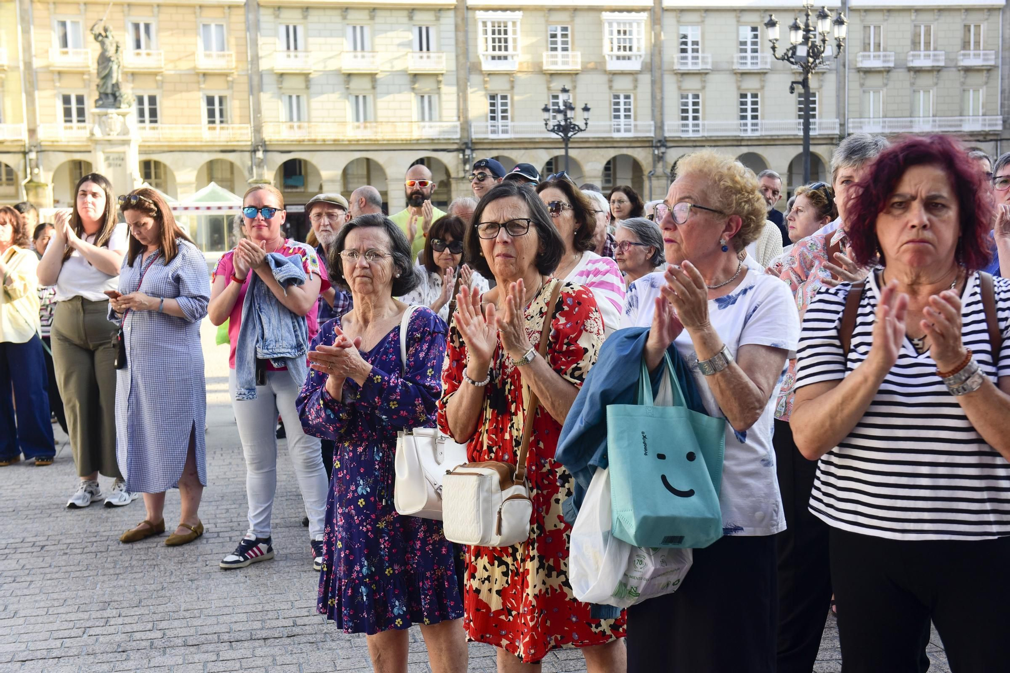 Clamoroso silencio en A Coruña por el crimen machista en la Sagrada Familia