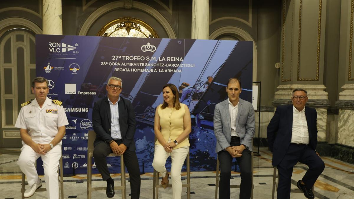 Presentación del Trofeo SM. La Reina de vela