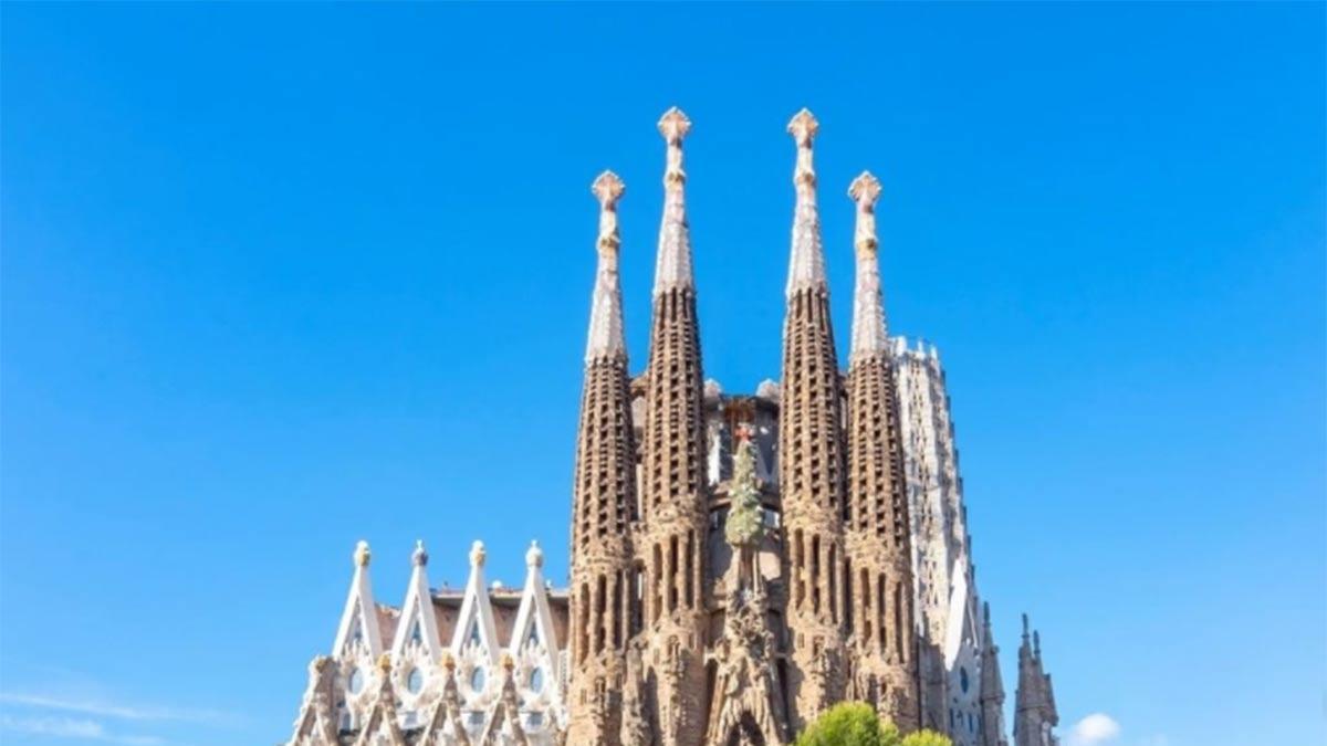 Vistas de la Sagrada Familia de Barcelona