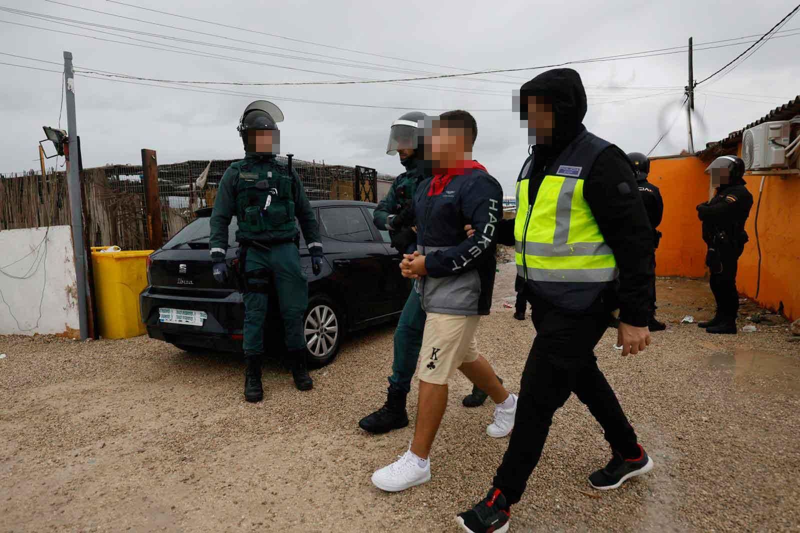 FOTOS | Así ha sido la operación contra el narcotráfico y el crimen organizado en Son Banya