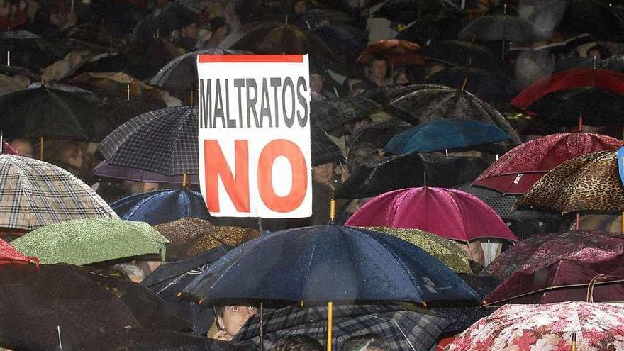 Un total de 145 padres denunciaron a sus hijos por maltrato en Galicia durante 2016