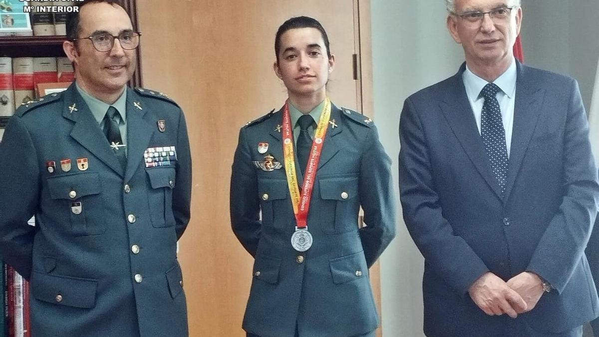 Video | La teniente Cristina Triguero, medallista en el Campeonato Nacional Militar de Esquí