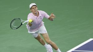 INDIAN WELLS (United States), 11/03/2026.- Jannik Sinner of Italy in action during the men’s singles match against Joao Fonseca of Brazil on day 7 of the BNP Paribas Open tennis tournament in Indian Wells, California, USA, 10 March 2026. (Tenis, Brasil, Italia) EFE/EPA/JOHN G. MABANGLO