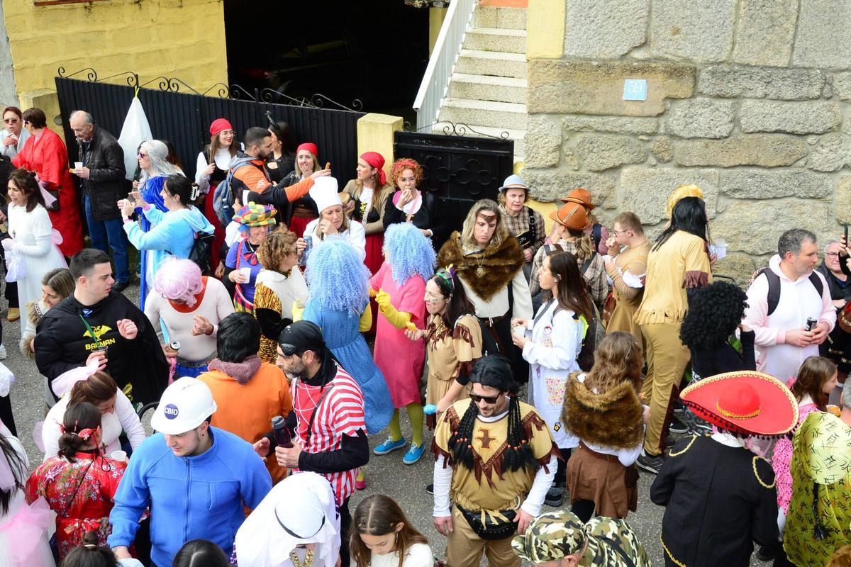Comparsa A Cojonuda en Aldán