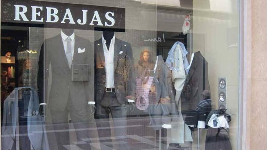 Los extremeños gastarán una media de 77 euros en rebajas