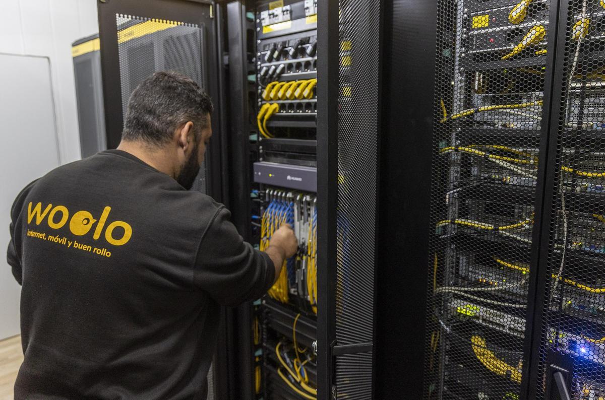 La compañía invierte constantemente en infraestructura propia para garantizar la mejor experiencia de conexión