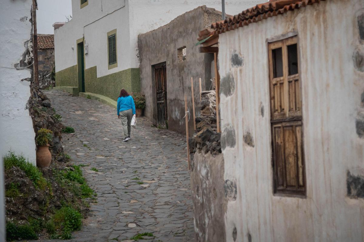 La vida en Chirche (Guía de Isora), uno de los pueblos de la Tenerife vaciada