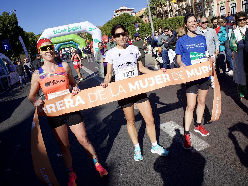 Las imágenes de la llegada a meta de la Carrera de la Mujer de Murcia 2024