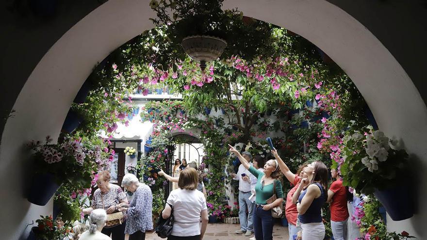 Un recorrido audiovisual por el patio Tinte 9, primer premio de arquitectura antigua de Córdoba