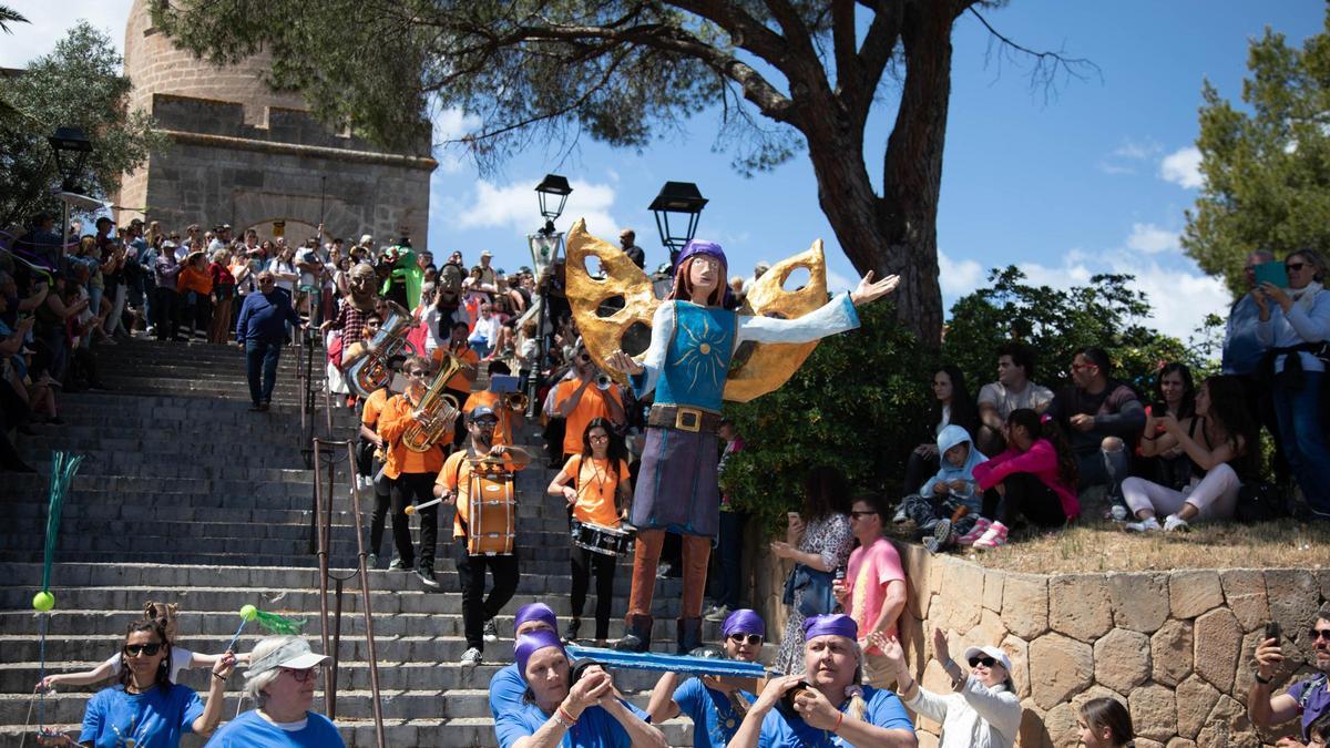 Palma begeht jedes Jahr am Sonntag nach Ostern mit einem bunten Programm den Engelssonntag.