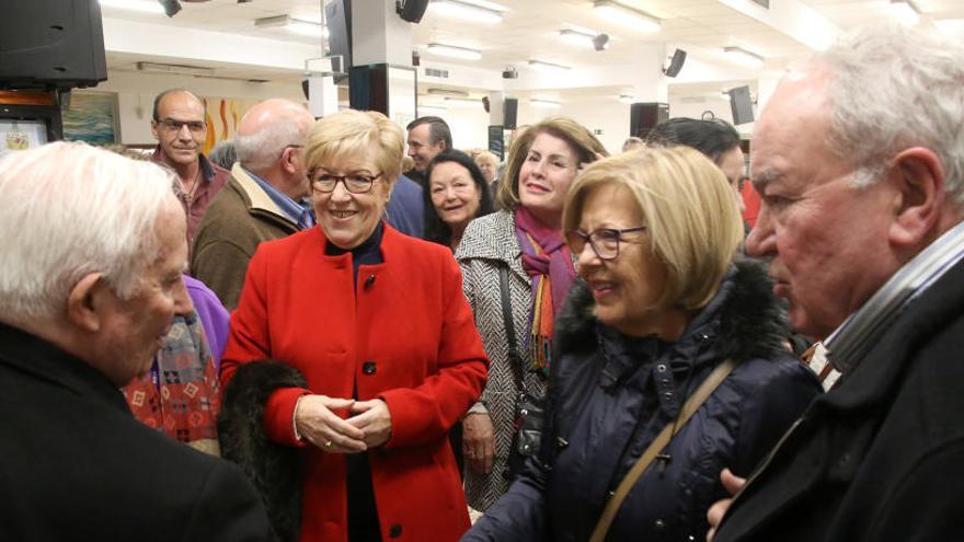 El cardenal elogia la atención a más de 800 familias sin recursos