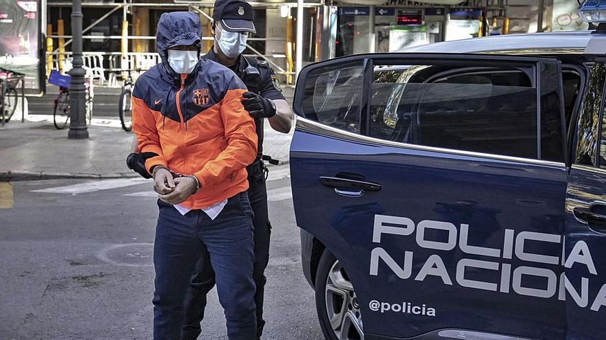 El acusado de arrollar adrede a cuatro personas: «No quise atropellar a nadie, los frenos del coche no funcionaron»