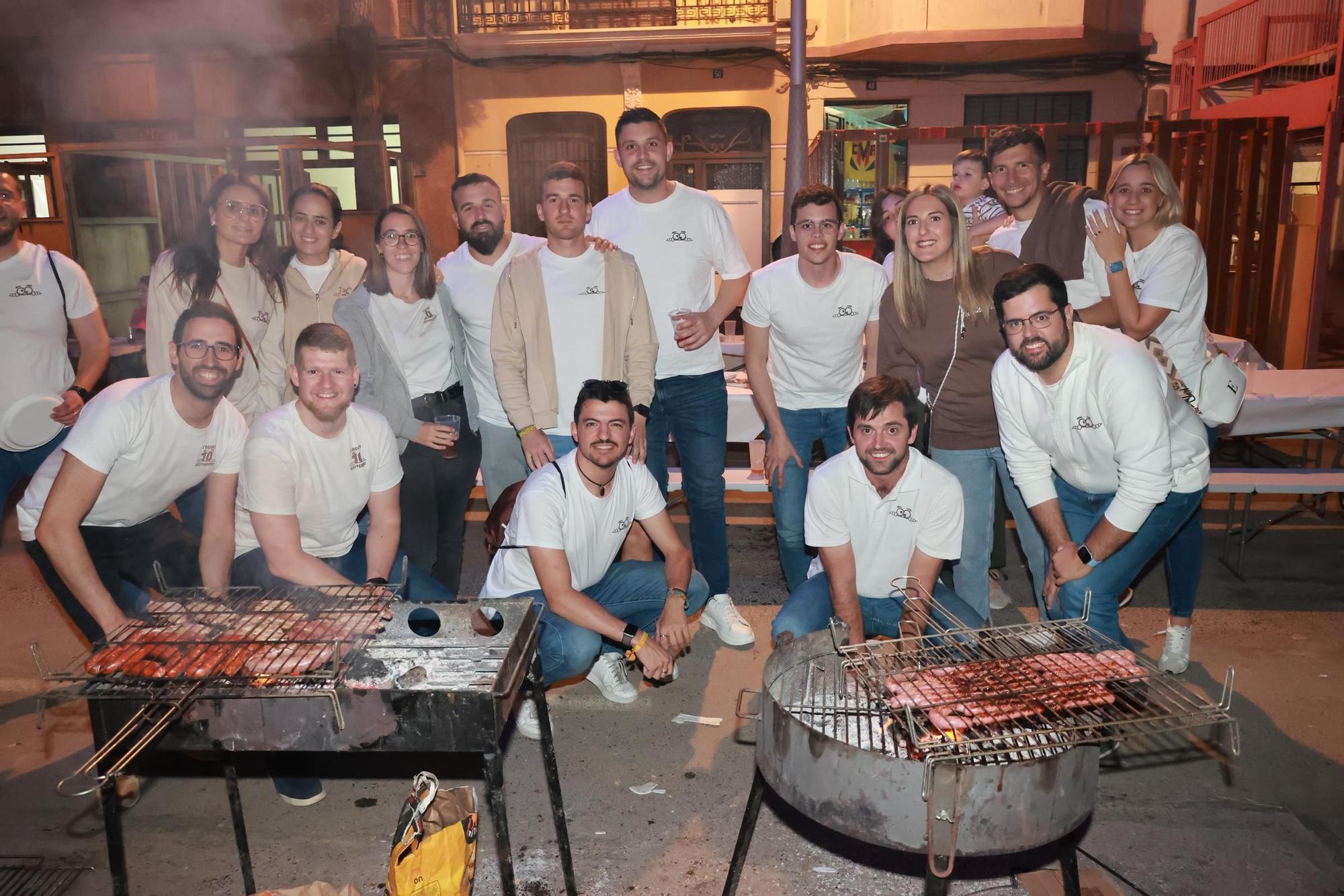 Tradición y gastronomía se dan la mano: Búscate en la galería de fotos de la Nit de la Xulla de Vila-real