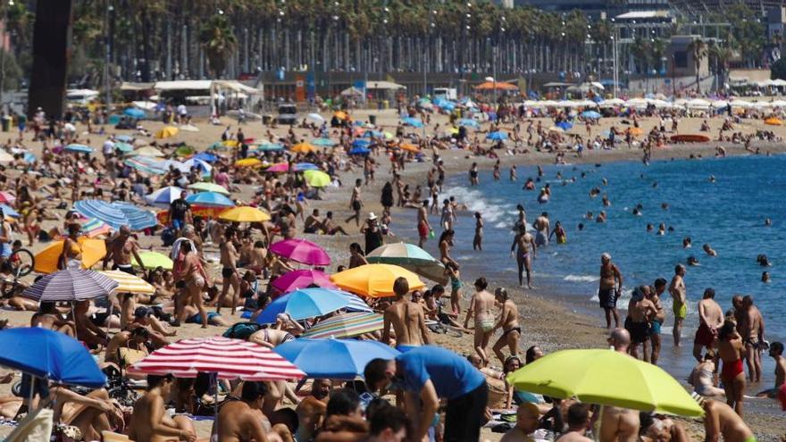 La platja de Sant Sebastià de Barcelona